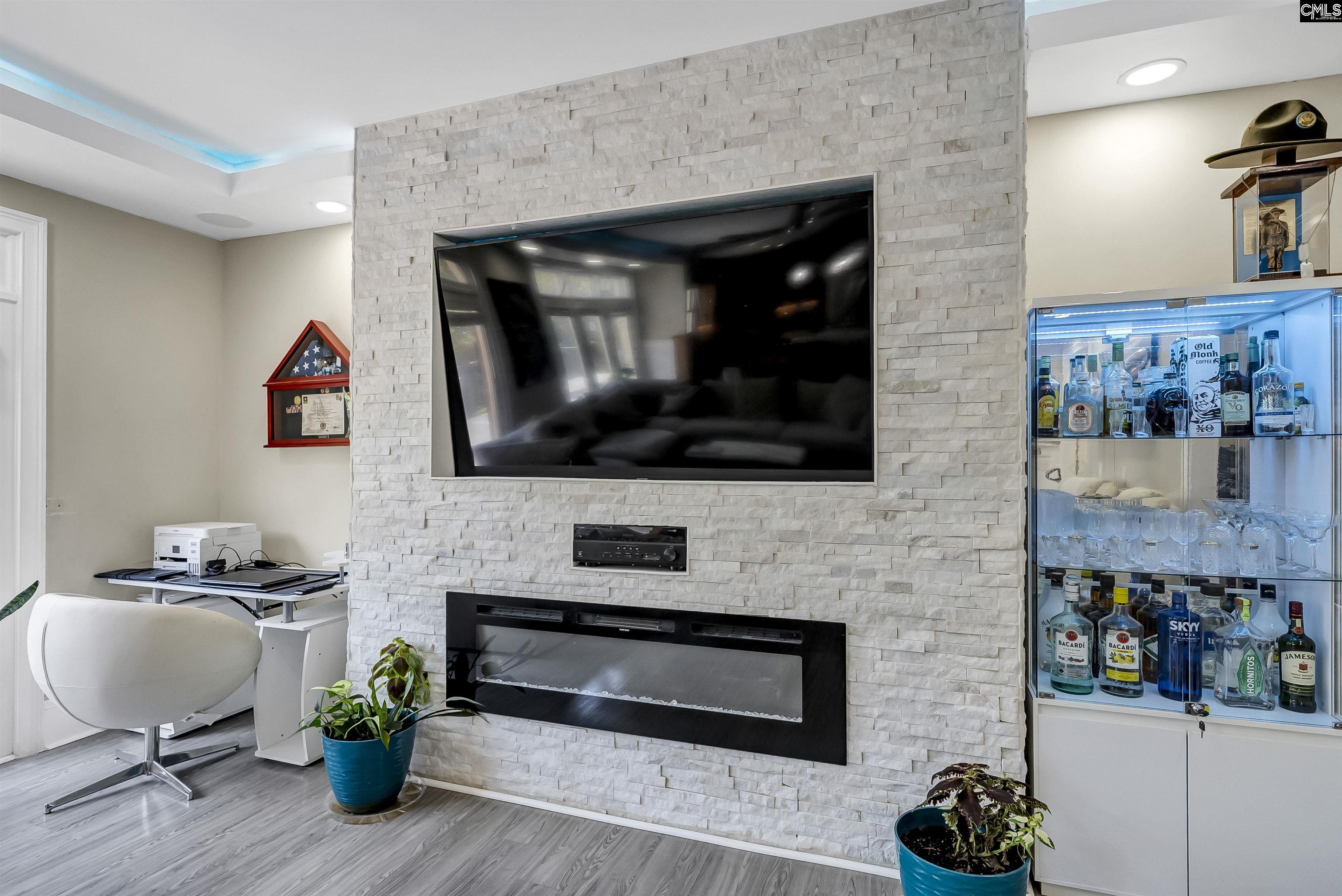 609 E Springs Road photo 16